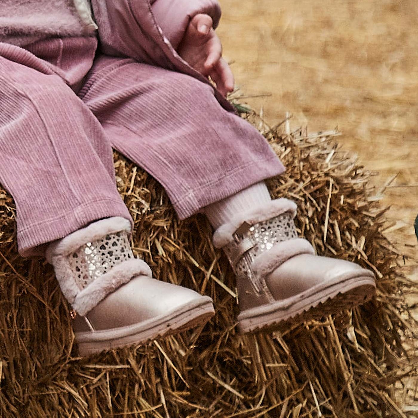 Mayoral Παιδικά Μποτάκια με γούνα Ροζ 42575-072