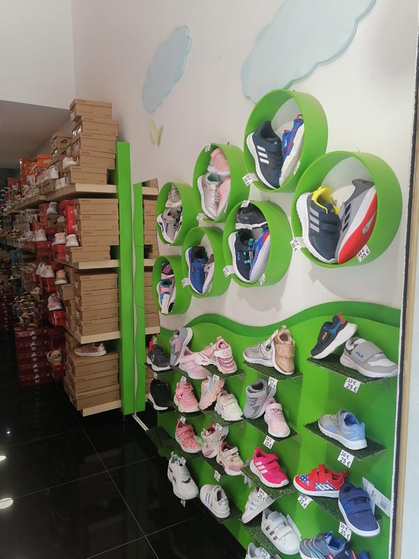 Παιδικά παπούτσια Ιωάννινα